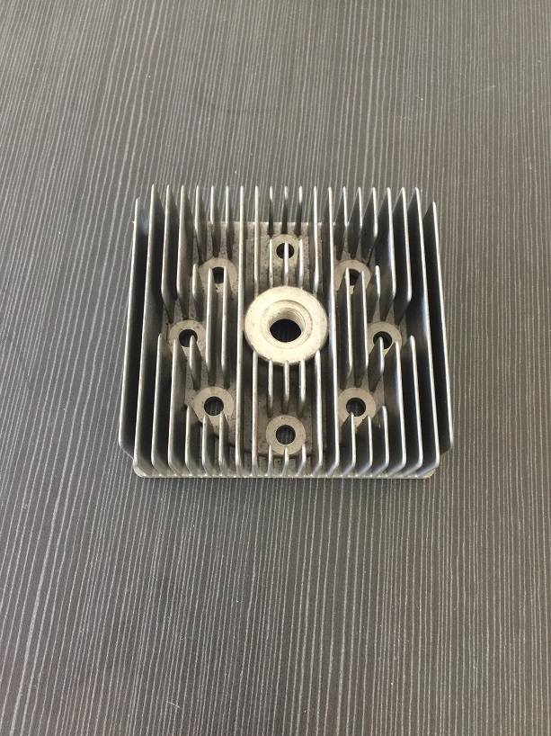 發動機缸蓋